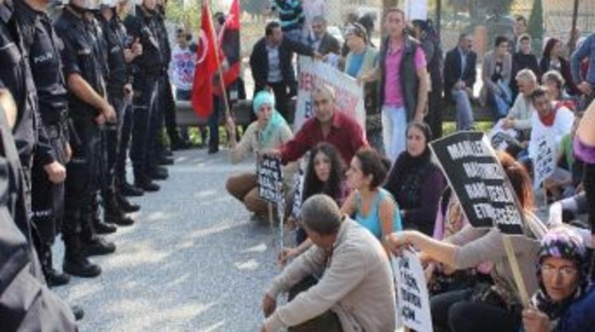 Kocaeli Kuru&ccedil;eşme Gişelerde Yol Kapatma Eylemi