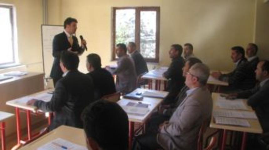 Keles'te 16 Din G&ouml;revlisine G&uuml;zel Ezan Kursu Veriliyor