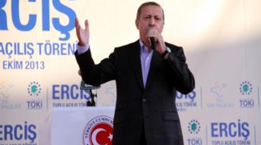 Başbakan Erdoğan: T&uuml;rk K&uuml;rt'&uuml; Sevecek, K&uuml;rt T&uuml;rk'&uuml; Sevecek