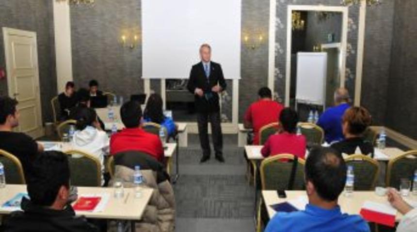 KFEM Antren&ouml;r Eğitimi İstanbul'da D&uuml;zenlendi