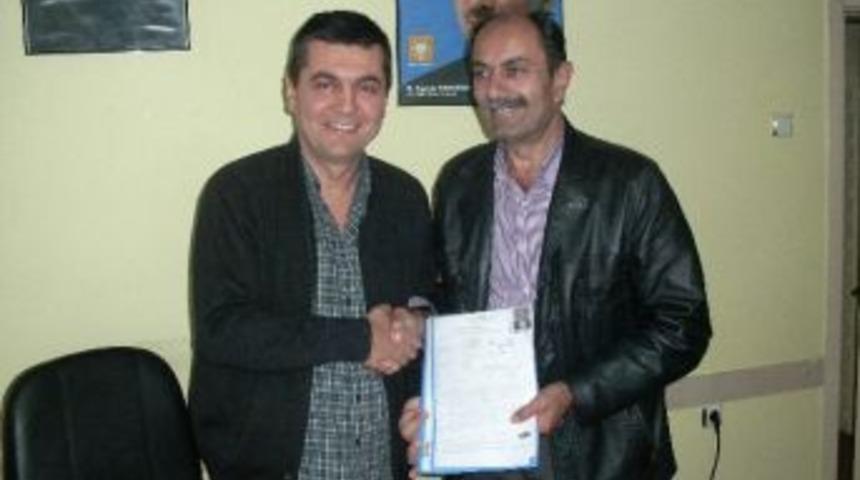 &Ccedil;etinoğlu, Ak Parti İl Genel Meclis &Uuml;yeliğine Aday Adayı Oldu