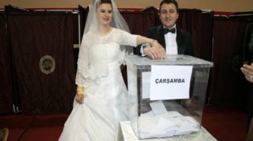 Gelin Ve Damat Nikah &Ouml;ncesi Temay&uuml;l Yoklamasına Katıldı