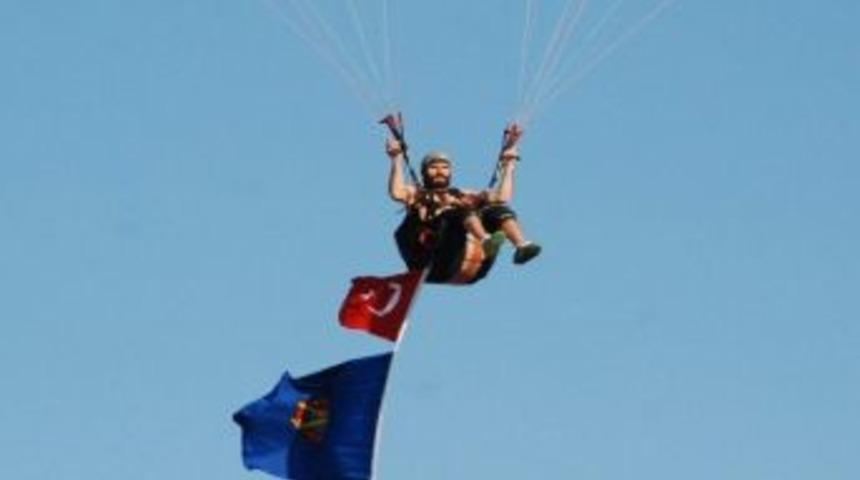 G&uuml;reşmeye, Yamaş Paraş&uuml;t&uuml;yle Geldi