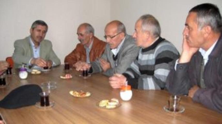 Ak Parti, Se&ccedil;im &Ccedil;alışmalarını T&uuml;m Hızıyla S&uuml;rd&uuml;r&uuml;yor