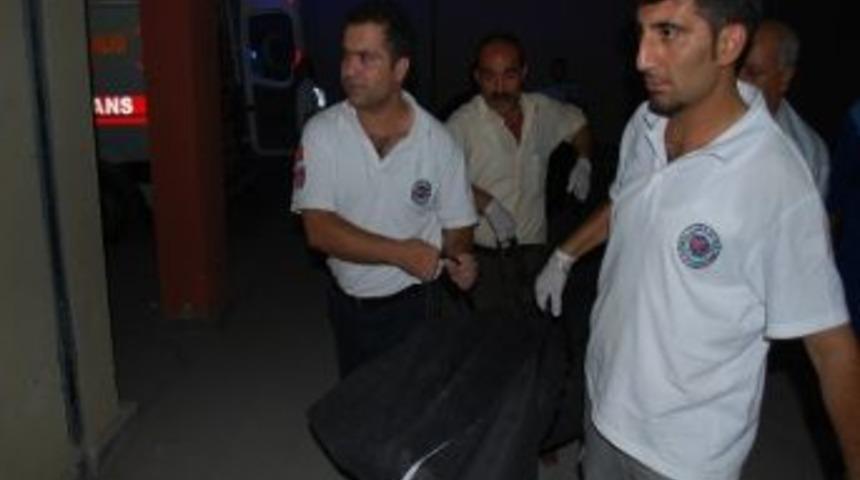 Minib&uuml;s İle Motosiklet &Ccedil;arpıştı: 1 &Ouml;l&uuml;