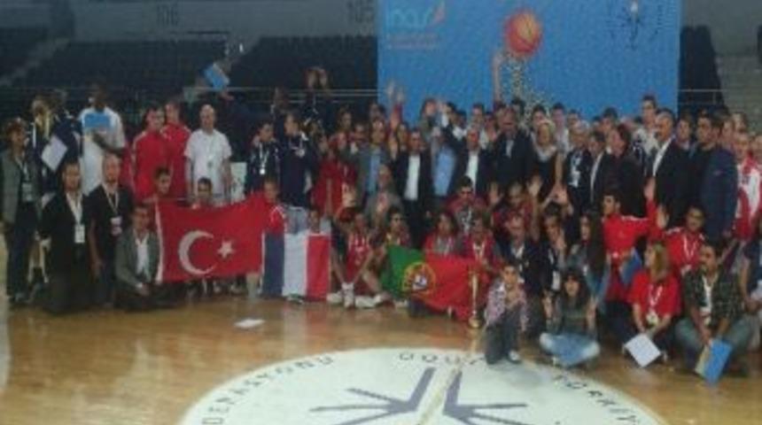 7. Inas Dünya Basketbol Şampiyonası'nda Portekiz Şampiyon Oldu