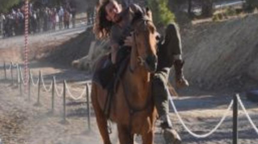 Macar Mateus Rushak Avrupa Atlı Ok&ccedil;uluk Şampiyonası&rsquo;nın Lideri Oldu