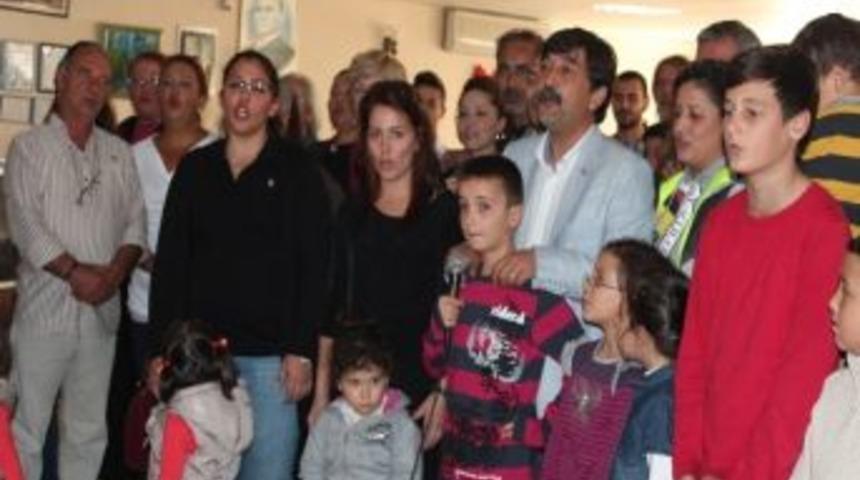 Urla Mhp İlçe Başkanlığı'ndan Duyarlı Yardım