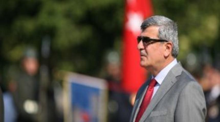 Başkan Karaosmanoğlu Cumhuriyet Bayramını Kutladı