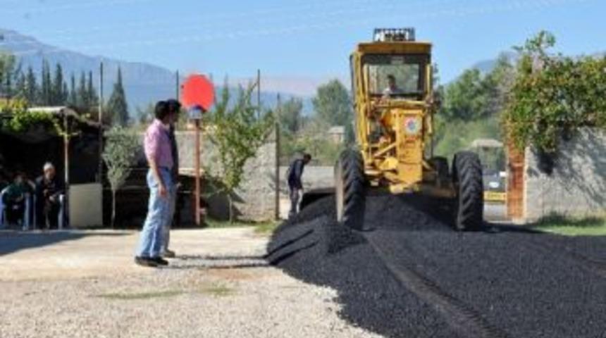 Avni Tolunay’da Asfalt Çalışmaları Devam Ediyor