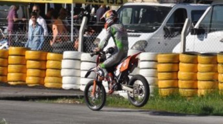 Süpermoto 5. Ayak Yarışları Uşak’ta Sona Erdi