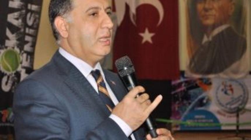 Vali &Ccedil;omaktekin&rsquo;den 29 Ekim Mesajı