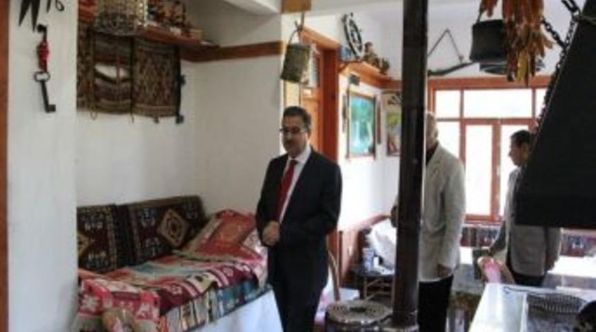 Vali Ali İhsan Su, Derdin K&ouml;y&uuml;nde