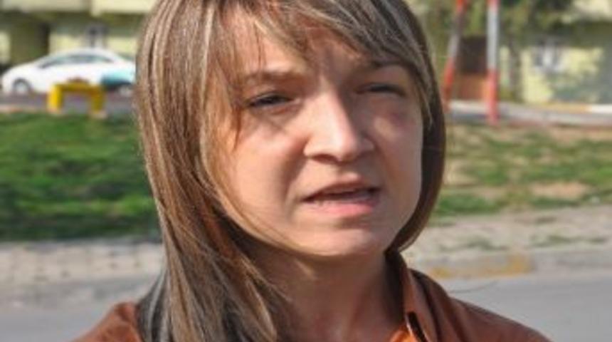 &Ouml;ğrenciden Kadın &Ouml;ğretmene Dayak