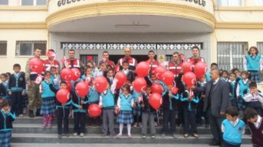 Jandarma, Sınıfları 29 Ekim I&ccedil;in Hazırladı