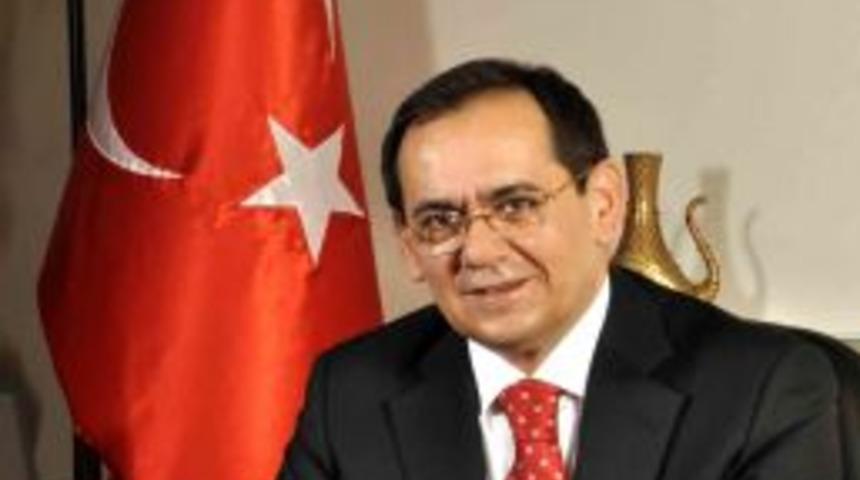 Demir: T&uuml;rkiye, Milletiyle Dimdik Ayaktadır