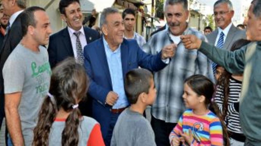 Başkan Kocaoğlu Ege Mahallesini Gezdi