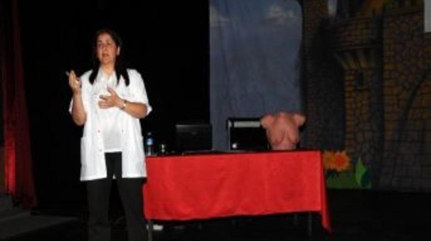 Kadın Personeline Meme Kanseri Eğitimi Verildi