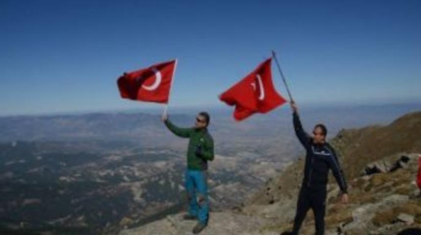 Dosev&rsquo;den Cumhuriyet Tırmanışı