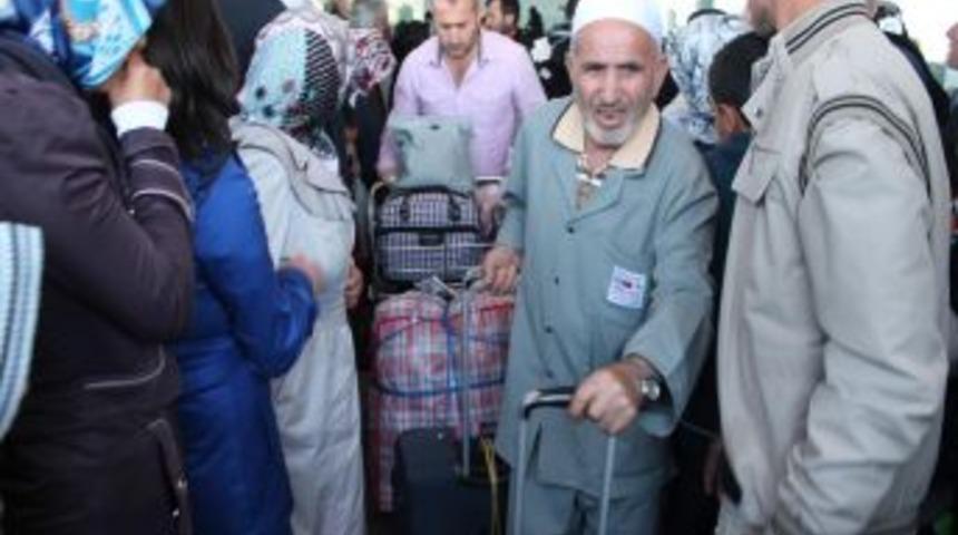 İlk Hacı Kafilesi D&ouml;nd&uuml;