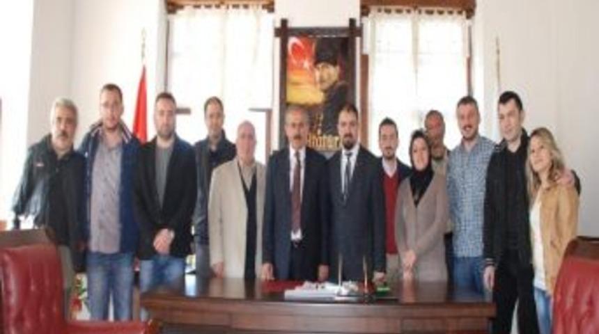 Gazeteciler Cemiyeti Y&ouml;netimi Ara&ccedil;&rsquo;ta Toplandı