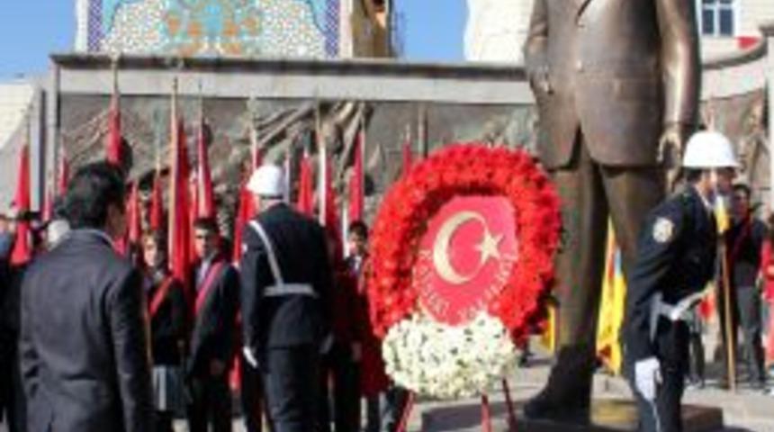 Ganalı &Ouml;ğrenci: T&uuml;rk Bayrağını Taşımak Gurur Verici