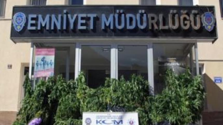 G&uuml;m&uuml;şhane&rsquo;de Uyuşturucu Operasyonu