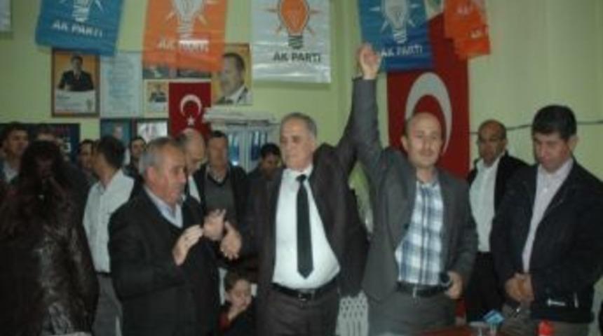 Selendi'de Ak Parti'den Yola &Ccedil;ıkan İlk İsim Ahmet Erol Oldu