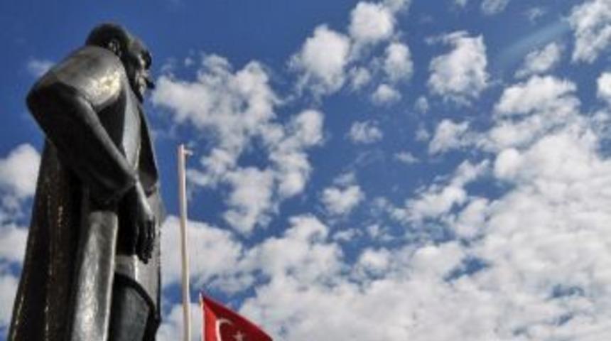 Gümüşhane’de 29 Ekim Cumhuriyet Bayramı Kutlamaları Başladı