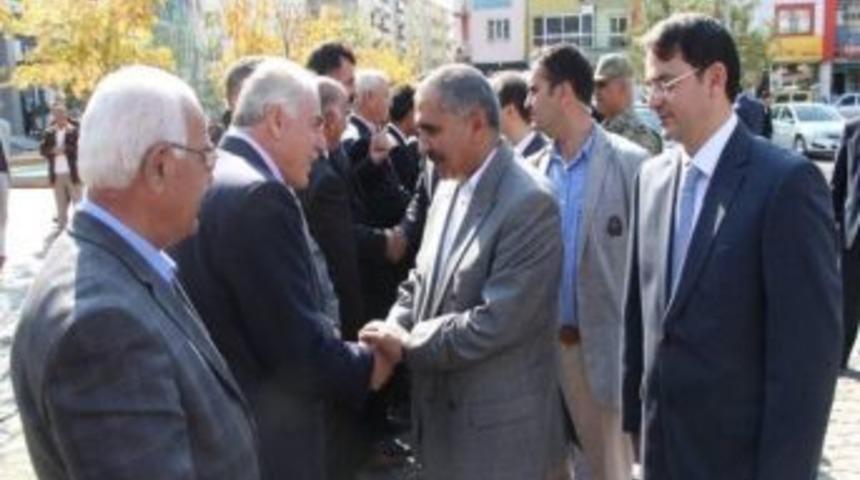 Elazığ Valisi Ko&ccedil;ak, Karako&ccedil;an&rsquo;da İncelemede Bulundu