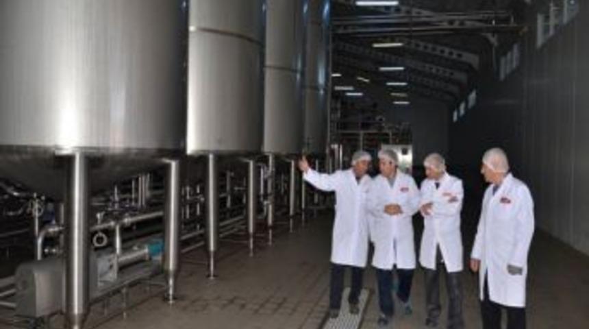 Vali Akdemir Organize Sanayi Bölgesindeki Yatırımcılarla Buluştu