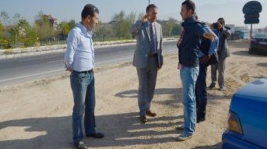 Sapanca Yolu Esnafından Karabalık&rsquo;a Teşekk&uuml;r