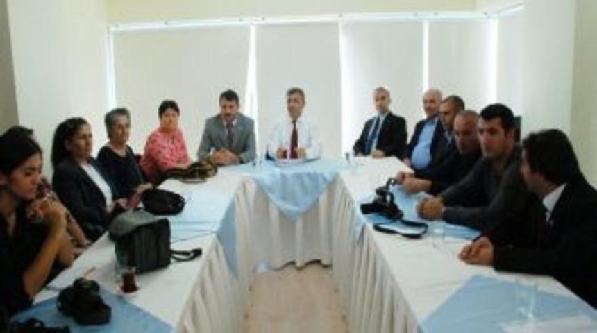 Ak Parti'li Erbaş'tan Cumhuriyet Bayramı &Ccedil;ağrısı