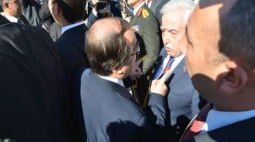 Aldırmaz'dan 'rozet Krizi' A&ccedil;ıklaması