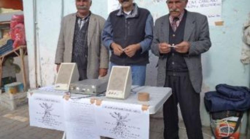 Pir Sultan Abdal Derneği Y&uuml;r&uuml;y&uuml;şe Destek İ&ccedil;in Stant Kurdu