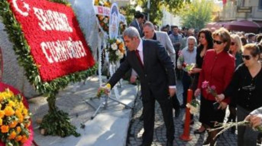 Cumhuriyet Bayramı Sel&ccedil;uk'ta Coşkuyla Kutlanıyor