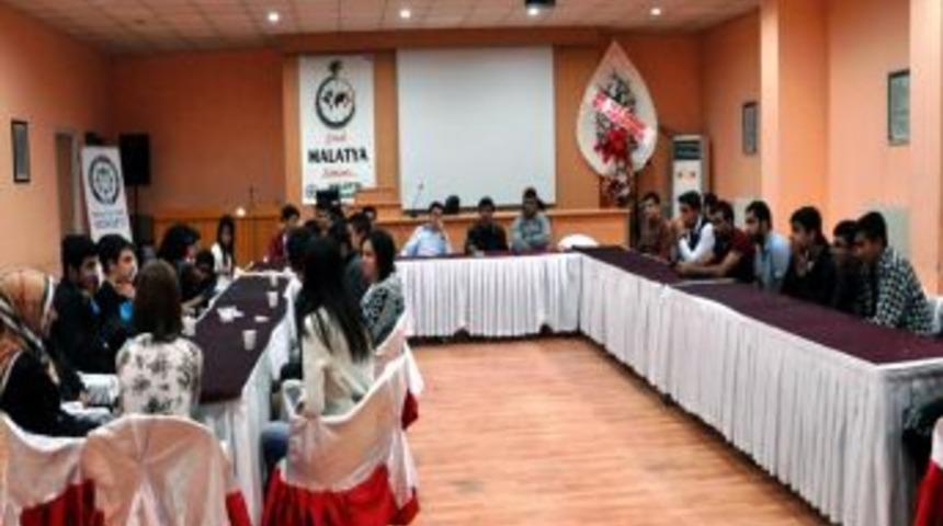 Malatya Gen&ccedil;leri Sinema Etkinliğinde Buluştu