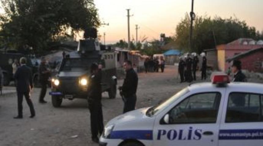 Komşu Kavgasına Polis M&uuml;dahale Etti