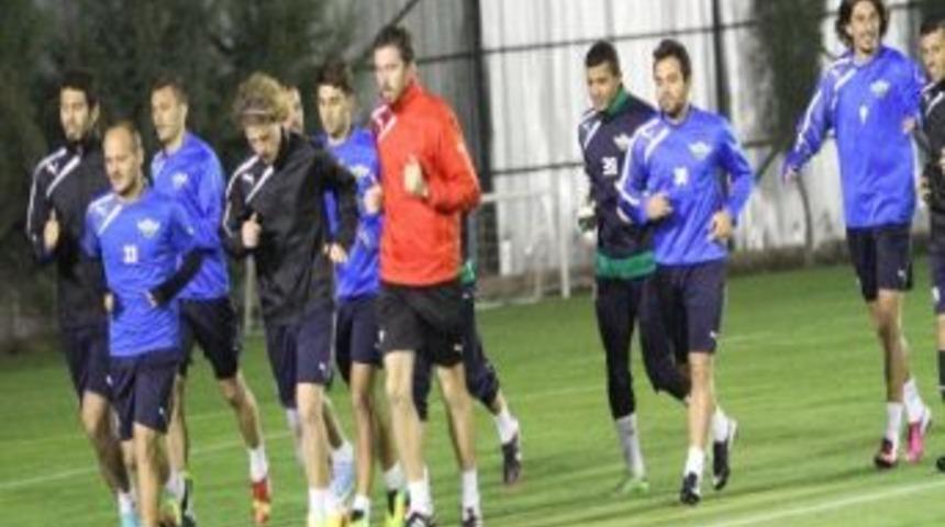Akhisar Belediyespor&rsquo;da Ziraat T&uuml;rkiye Kupası Mesaisi Başladı