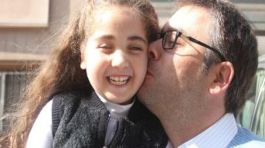 Piriştina: "bir G&uuml;n Değil, Her G&uuml;n Halk G&uuml;n&uuml;"