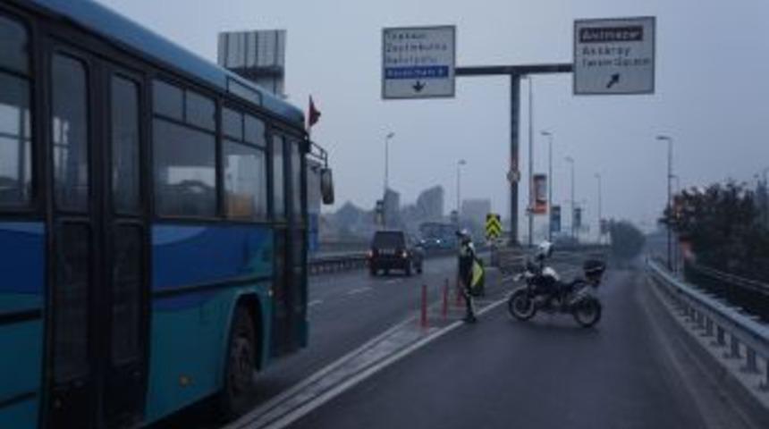 İstanbul'da bazı yollar trafiğe kapatıldı