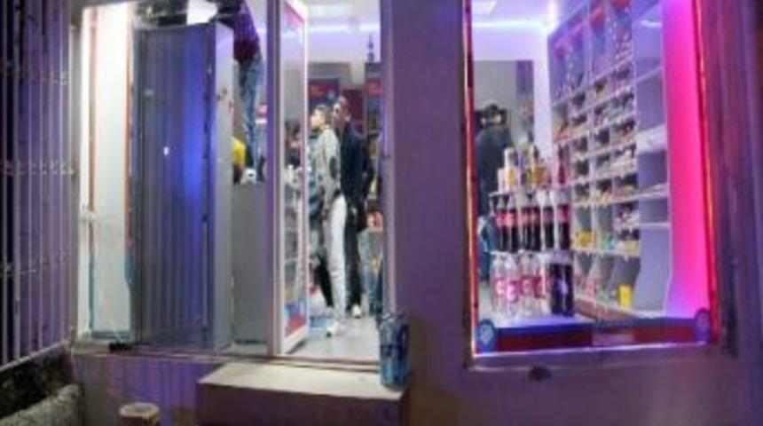 Başkent&rsquo;te silahlı saldırgan ter&ouml;r estirdi