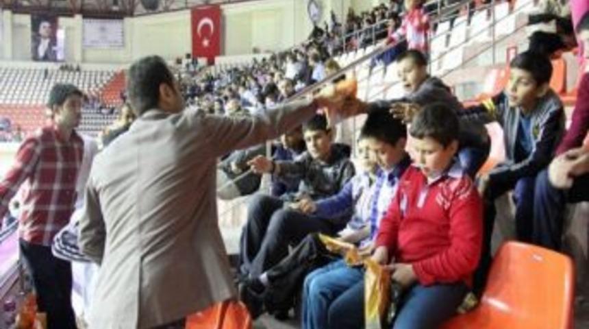 Royal Halı, Basketbolu Sevdirmeye Devam Ediyor