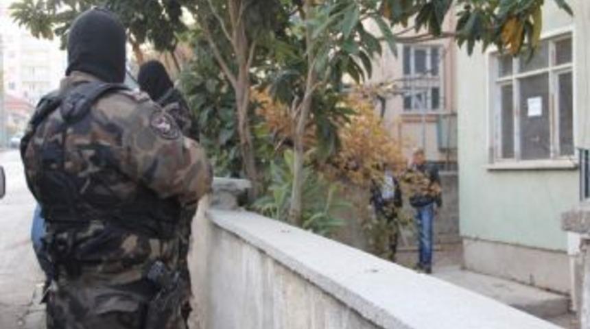 Uyuşturucu Tacirlerine Poyrazlı Şafak Operasyonu