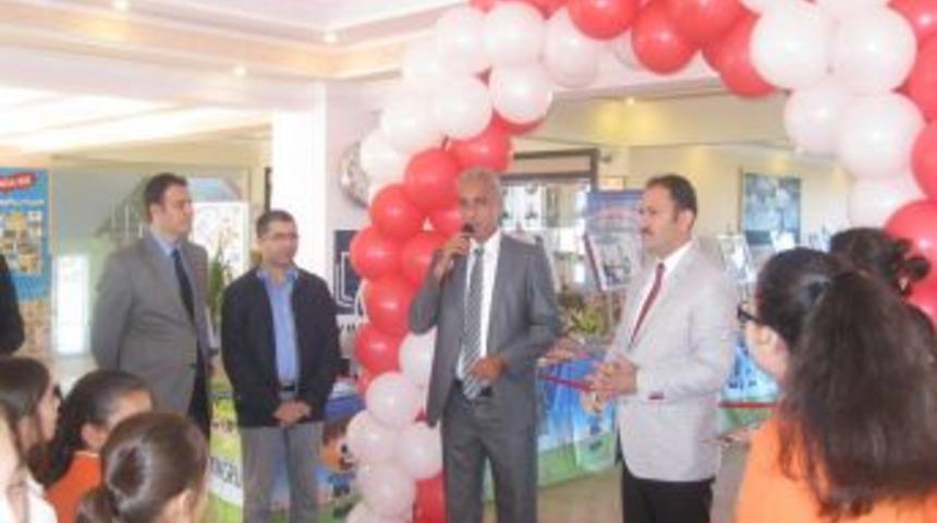 Toros Kaynak Koleji'nde Kumbaralar Kitap Için Açıldı