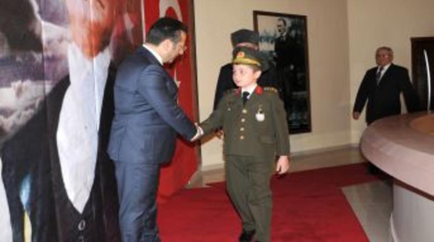 Cumhuriyet'in Kuruluşunun 90. Yıld&ouml;n&uuml;m&uuml; Samsun'da Kutlanıyor