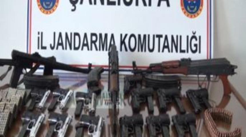 Cephaneyi Aratmayan Silahlar Ele Ge&ccedil;irildi