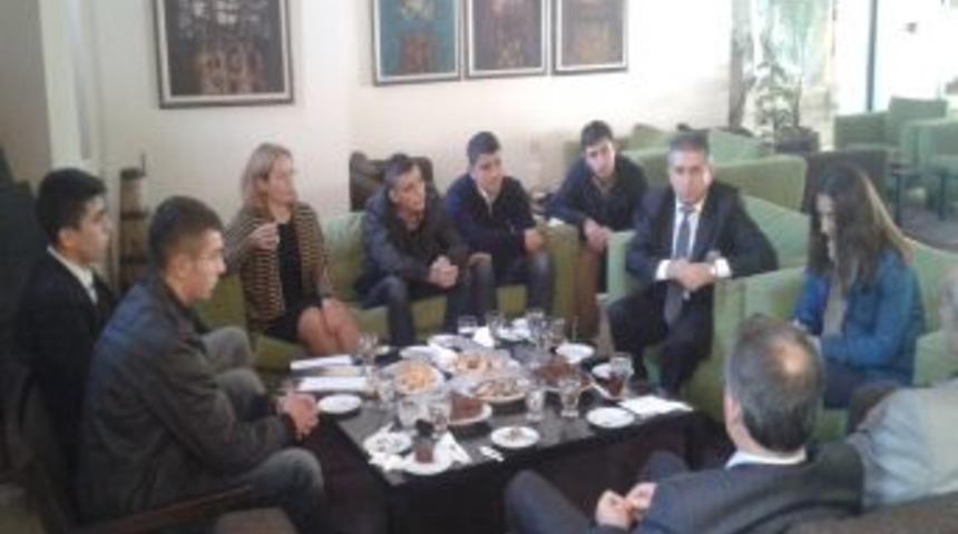 Turizm Otelcilik &Ouml;ğrencileri İspanya&rsquo;da Staj Yaptı