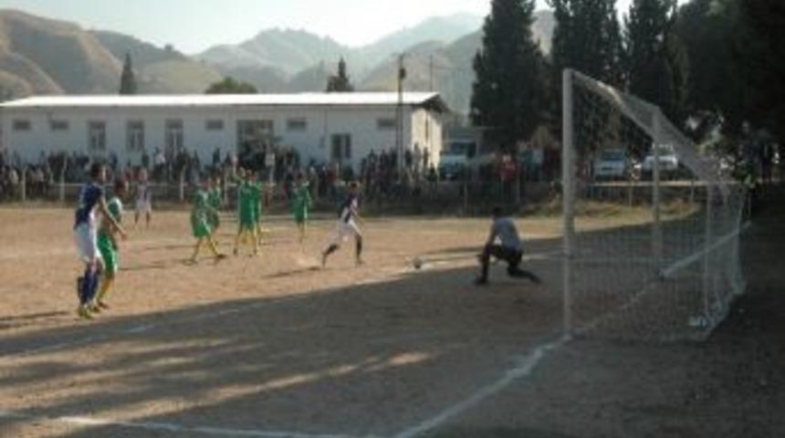 Selendi Belediye, Salihli K&ouml;sealispor'u 2-1 Mağlup Etti