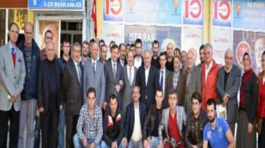 Başkan G&uuml;mr&uuml;k&ccedil;&uuml;oğlu, Ak Parti Teşkilatlarını Ziyaret Ediyor